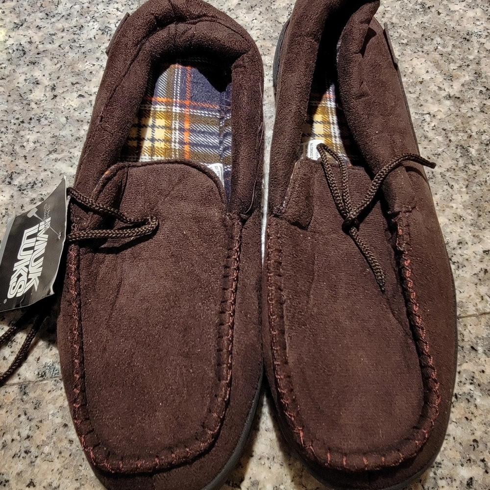 Men's Muk Luks brown polyester moccasin